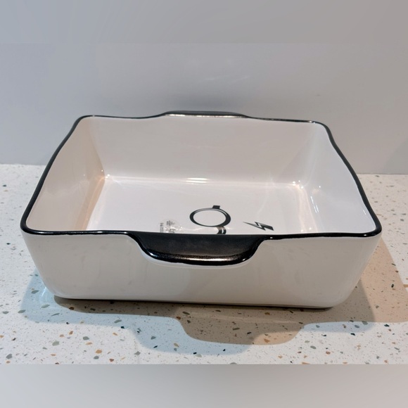 Harry Potter Wizarding World Casserole Baking Dish by Rae Dunn Pottery - Picture 7 of 9